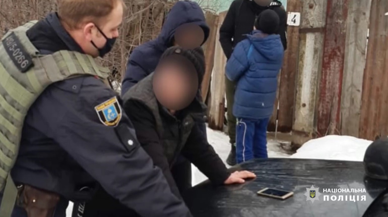Жартівника, що "замінував" залізничний вокзал знайшли +ВІДЕО