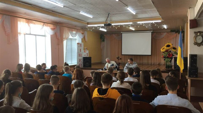 Клуб юних інтелектуалів "Магнітик" відновлює свою діяльність