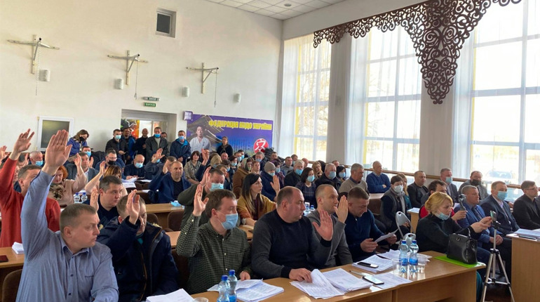 Деякі депутати покинули залу дочасно: що розглядали та як голосували на сесії міської ради