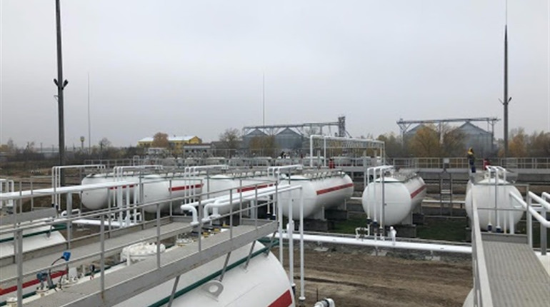 У Мені газонаповнювальна станція не працює. Робітників не звільняють і не платять зарплату