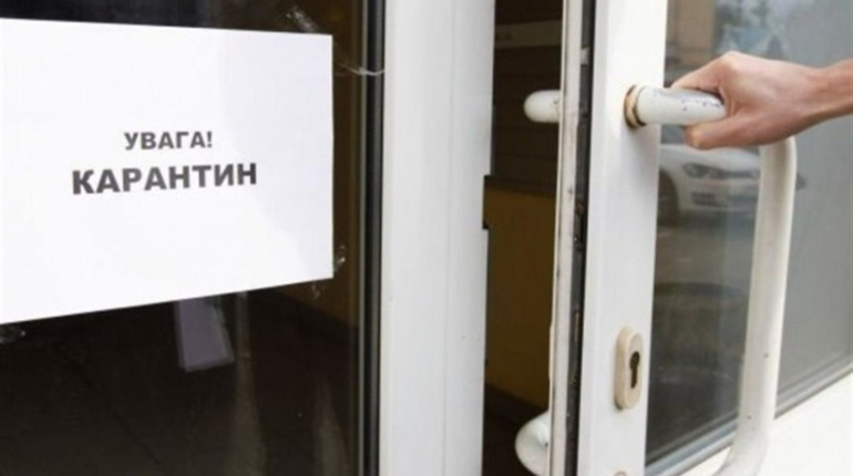 У Новограді зафіксували чотири порушення карантину: оштрафували власників кафе та супермаркетів