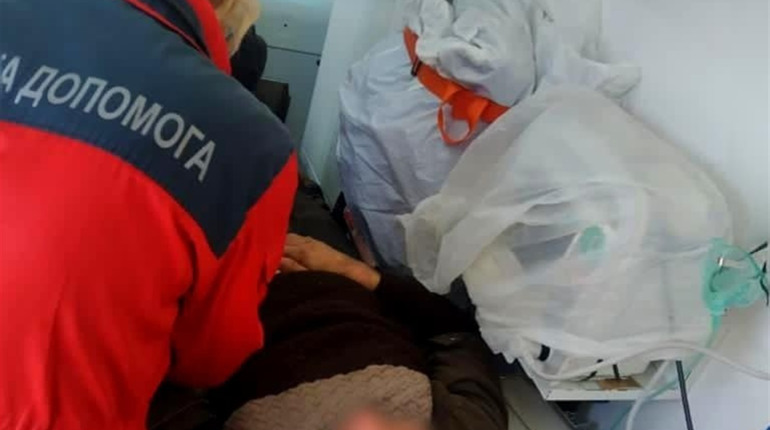 В калушанина посеред дороги стався приступ. Допомогли поліцейські