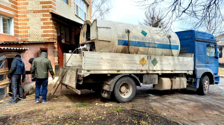 Міський лікарні у Славуті подарували тонну рідкого кисню