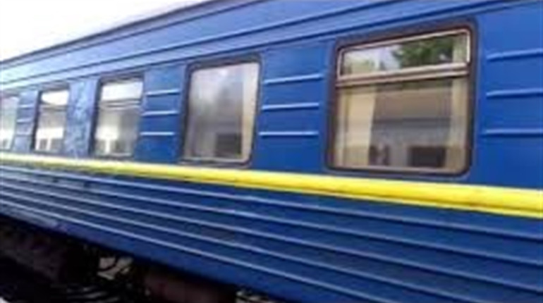 Укрзалізниця відновила продаж квитків до Івано-Франківська