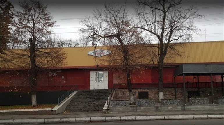 У Славуті бар працював о 2 годині ночі. Власниця закладу заплатить 17 тис. грн штрафу