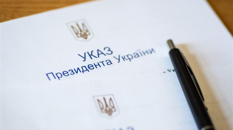 Скадовську РДА очолив брат чинного нардепа: Зеленський призначив Михайла Павліша на посаду