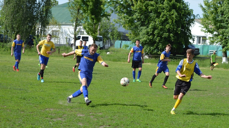 Футбольний сезон починається 4 травня матчем на кубок області