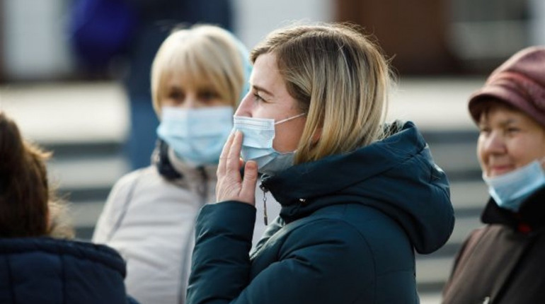 Ситуація з COVID-19 на 8 травня: у Вараському районі – 33 нових хворих