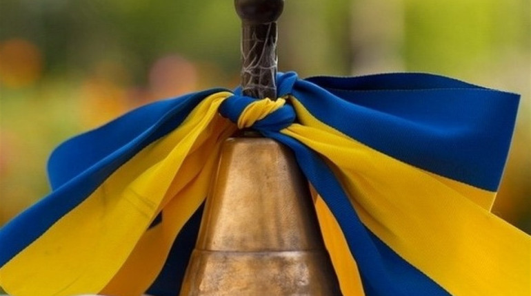 Останній дзвоник на Корюківщині відбудеться 31 травня. Як його проведуть школи