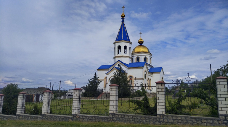 30 травня на Скалі мешканці обговорювали питання переходу церкви до Київського патріархату