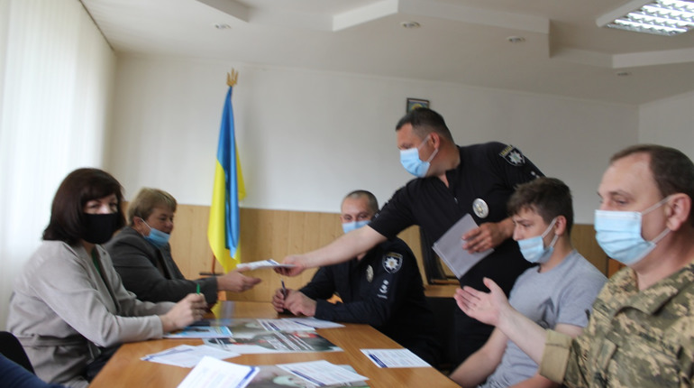 Як протистояти шахрайству обговорювалось на нараді в поліції