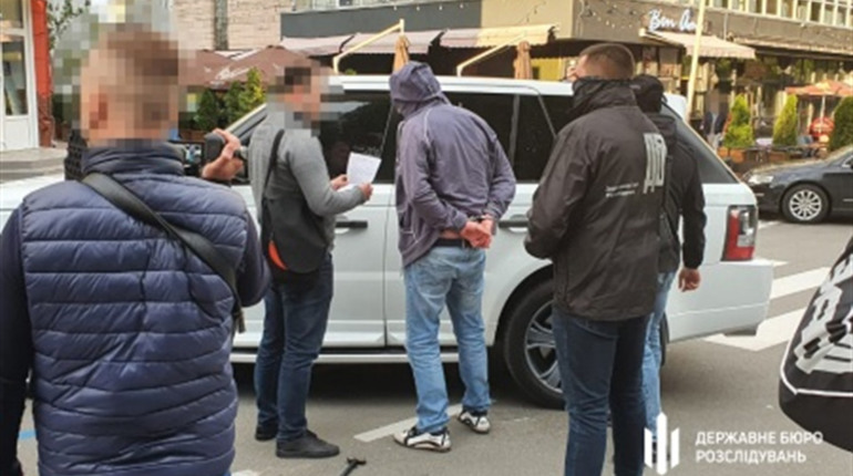 За що заступник голови Чернігівської ОДА мав отримати хабар у кілька мільйонів?