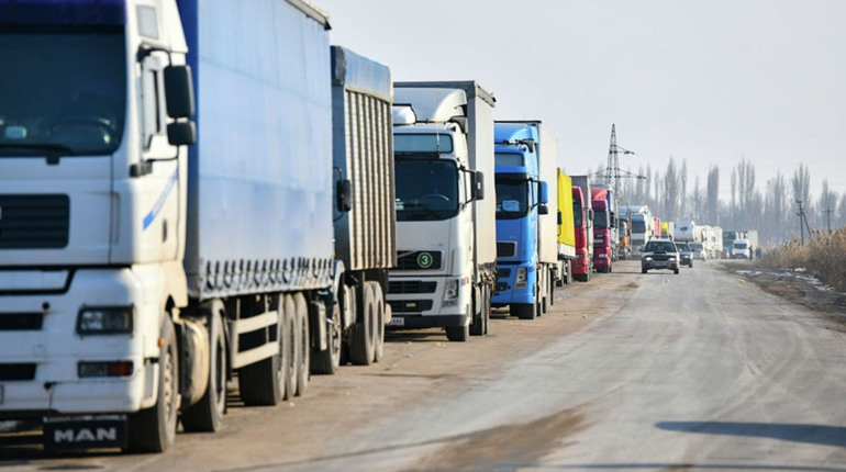 Автофури Підварками не їздитимуть. Уже закуповують заборонні знаки