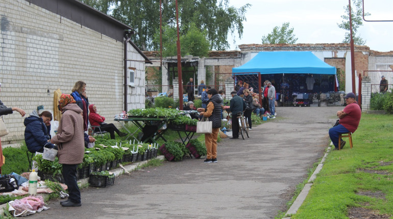 Читачі газети “Сільська новина” хочуть бачити на її сторінках більше місцевих новин
