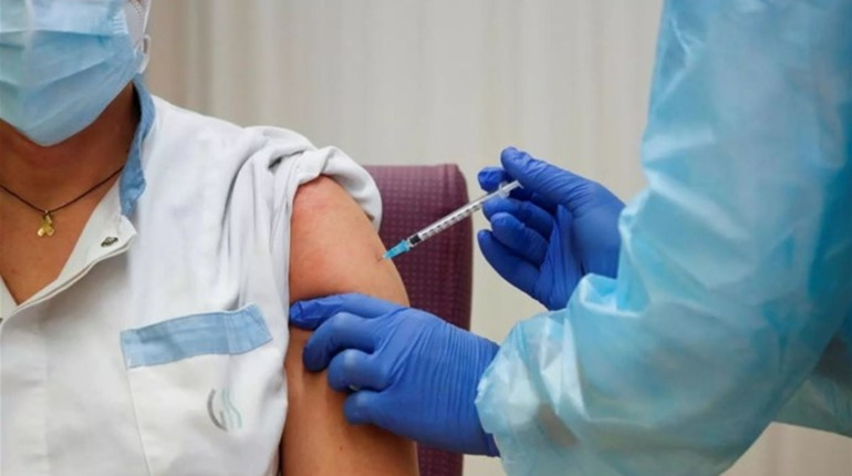 На вихідних у Хмельницькому запрацює центр вакцинації від коронавірусу