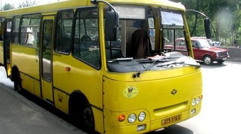 На Зелені свята до кладовища на Височанці курсуватимуть додаткові рейси