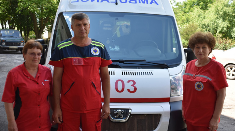 “Швидку викликали?” Про будні Нижньосірогозького підрозділу швидкої допомоги