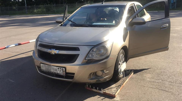Прикордонники зупинили росіянина, який напідпитку загубив своє авто та подав заяву про її викрадення