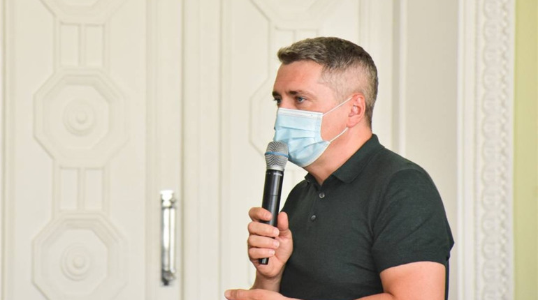 Поки паспорти вакцинації не працюють, в Чернігові видають довідки про щеплення проти COVID-19