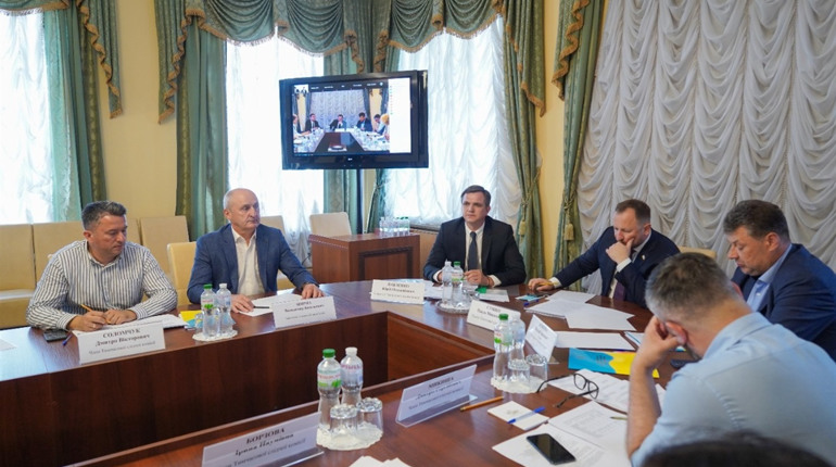 Тимчасова слідча комісія Верховної Ради відвідала військовий ліцей та Будинок дитини: що перевіряли
