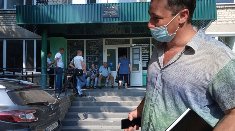 Чому Первомайська райлікарня не отримала «ковідні» доплати: до кого зверталися та що обіцяють