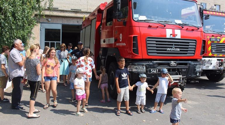 Урок безопасности для многодетной семьи