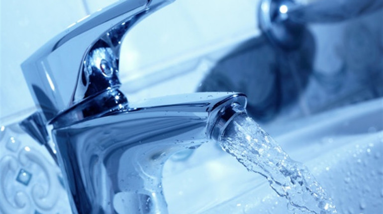 В Новограді – аварія на водопровідній мережі: де не буде води