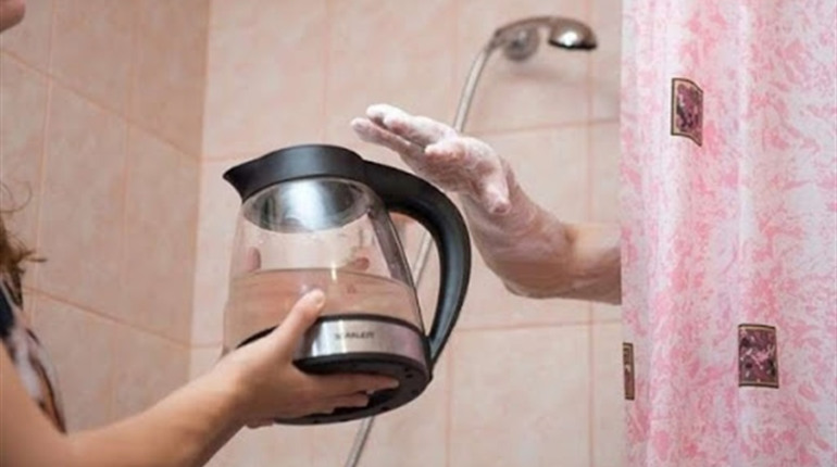 Коли у Нетішині включать гарячу воду? А який мікрорайон і далі буде без гарячої води?