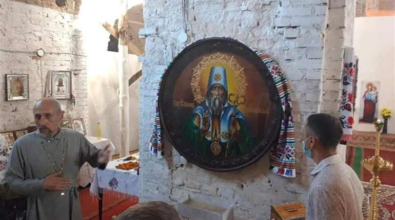 У ніжинській Спасо-Преображенській церкві знову замироточила ікона