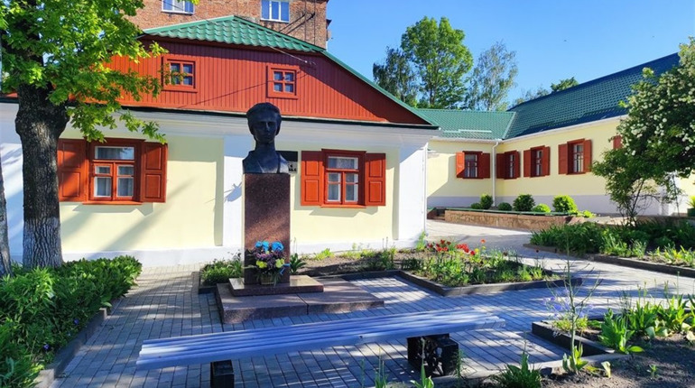 У музею Лесі Українки з'явився сайт: що там можна побачити