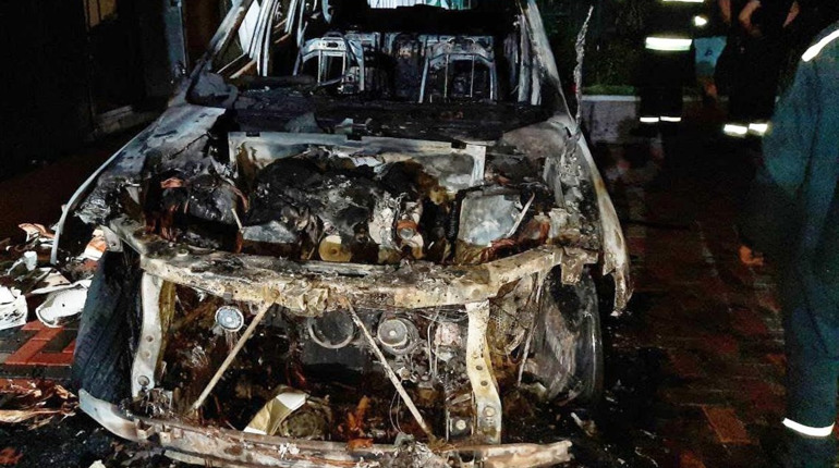 Підпалили автівку керівника агропромислового підприємства, що в Ічні