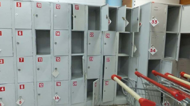 Самогубства, крадіжка в супермаркеті та непристойні написи: які правопорушення сталися за тиждень