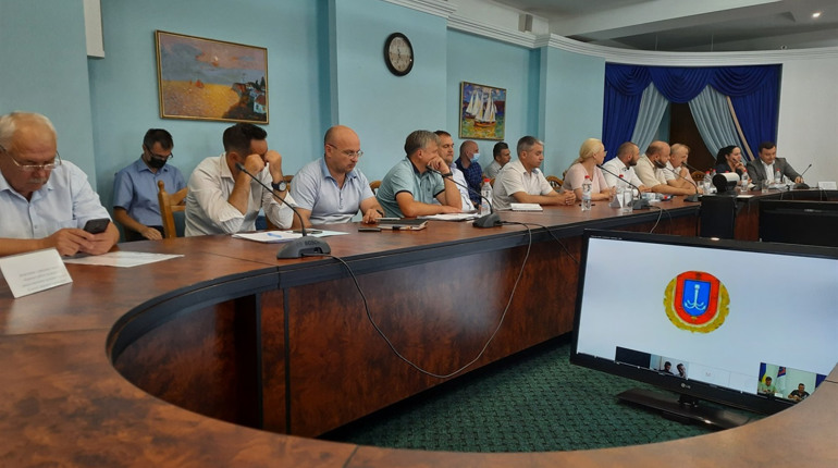 Розкладаємо по поличках: чому Біляївський водоканал змушений взяти на баланс мережі у Мирному