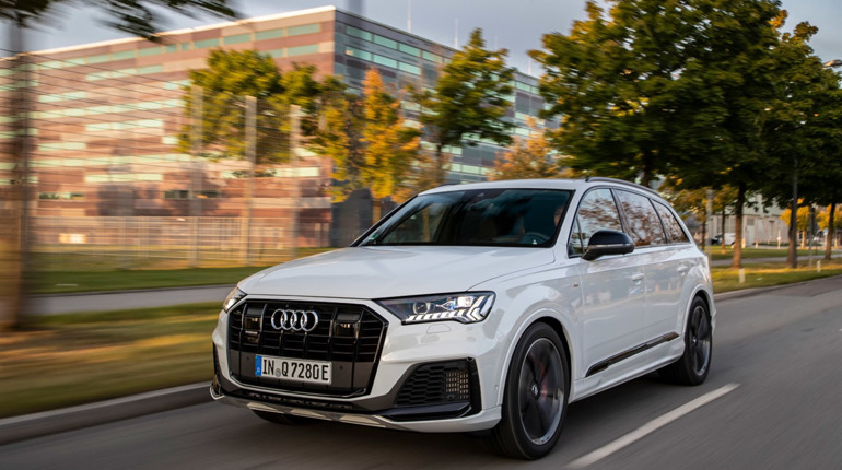 Гибрид Audi Q7 TFSI E Quattro