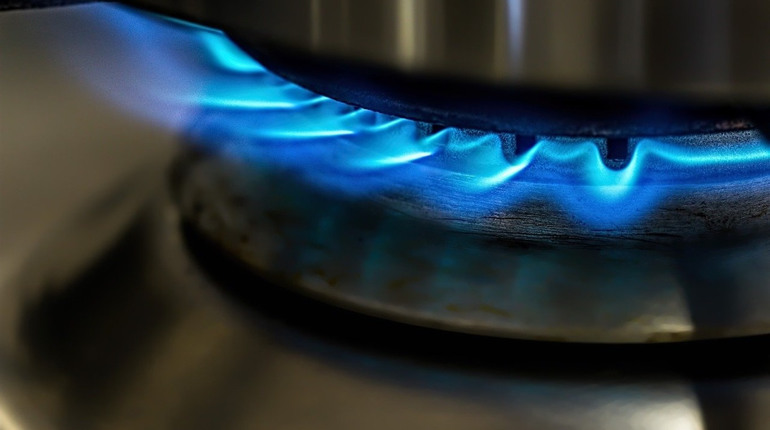 Чи потрібно укладати договори на обслуговування газових внутрішніх мереж та чому не підключають газ