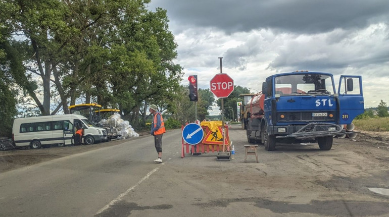 Дорогу від Шепетівки відремонтують аж до Славути