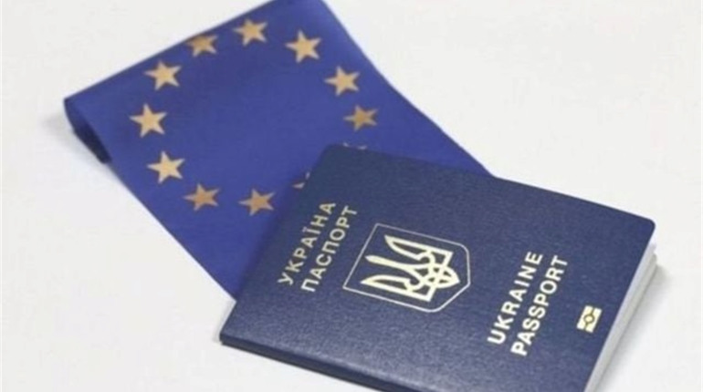Візи, запрошення, робота в Європі — швидко і безпечно документи допоможуть оформити у Кіцмані