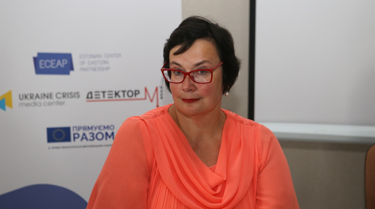 Гендерний ключ від Нарви: як живеться місту яким керує жінка. Інтерв’ю з пані мер Катрі Райк