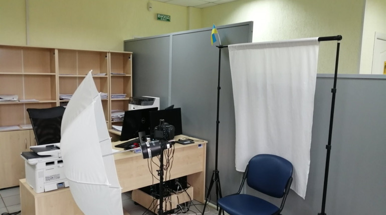 Попаснянський ЦНАП почав надавати послуги з реєстрації транспорту та заміни посвідчень водія