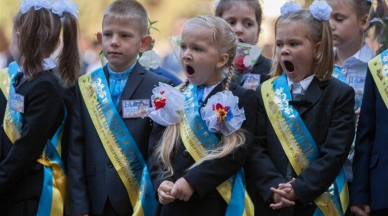 Чи будуть лінійки у школах 1 вересня