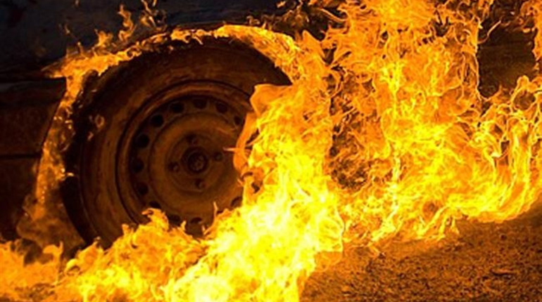 У Гуляйполі горів автомобіль