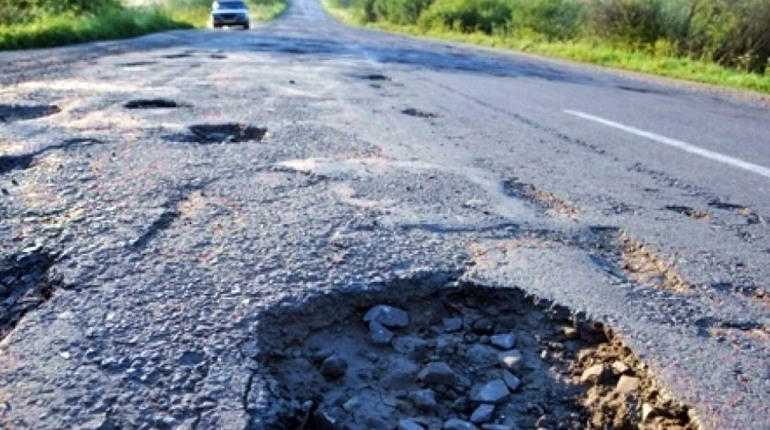 Стало відомо фірму, яка відремонтує дорогу Велика Лепетиха — Іванівка — Генічеськ за 1,25 млрд грн