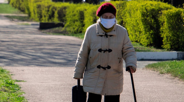 З 1 жовтня пенсіонери 75+ отримуватимуть доплати до пенсії: подробиці
