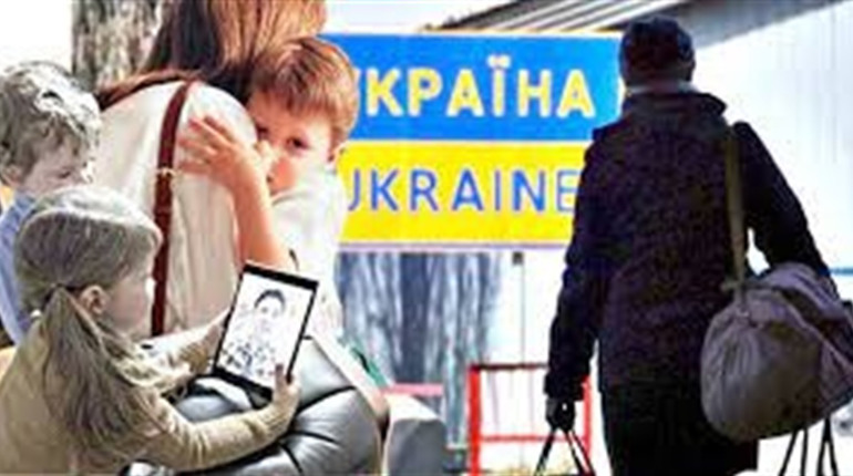 Як говорити з дитиною про від’їзд на заробітки: 6 порад психолога для батьків-заробітчан