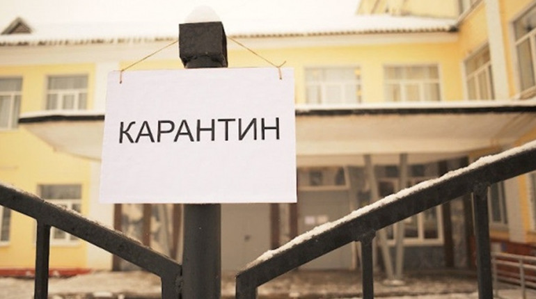 Із четверга освітні заклади Прикарпаття, де провакциновано менше 80% працівників, не працюватимуть