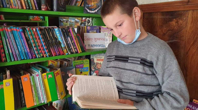 В Лантратівську бібліотеку читачі приходять за книгами, інформацією і натхненням