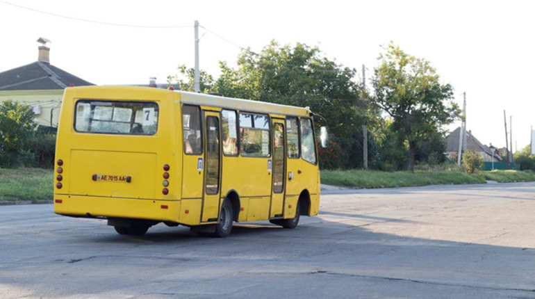 Місцевим перевізникам Нікополя відшкодують витрати за пільгові перевезення за вересень: подробиці