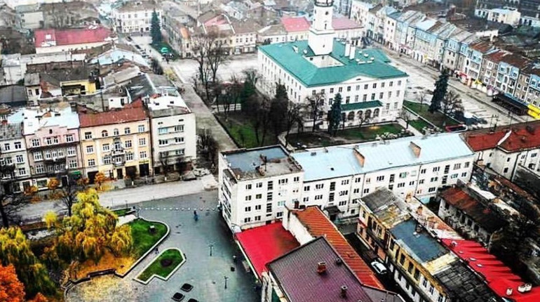 Які заходи відбудуться у Дрогобичі до Дня захисників та захисниць України та протягом жовтня