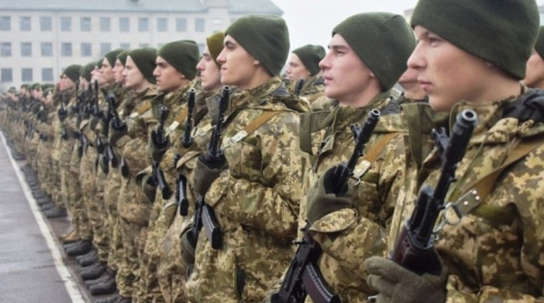 В армію цієї осені на Чернігівщині призовуть понад 450 осіб