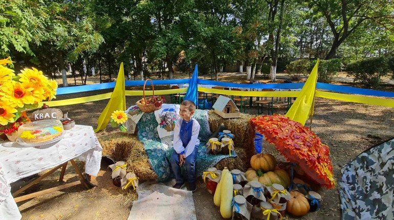 Ініціатива "Козацьке коло": у школі №3 з Біляївки влаштовують таборування просто неба